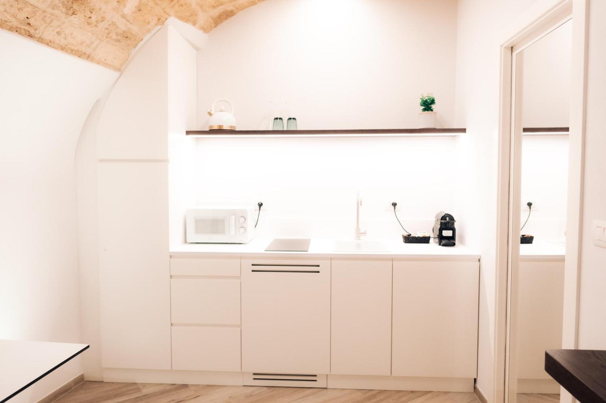Timeless Apulian Luxury Suite 巴里 外观 照片